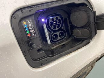 BMW iX3 80kWh Premier Edition (286 ps) - LEATHER - HEATED SEATS - NAV