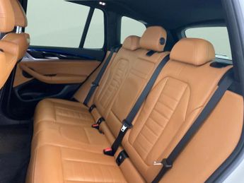 BMW iX3 80kWh Premier Edition (286 ps) - LEATHER - HEATED SEATS - NAV