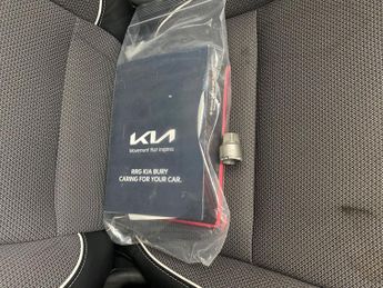 Kia Niro 39kWh 2 (134 bhp) - CRUISE - PADDLE SHIFT - 17IN ALLOYS