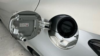 Toyota Corolla 1.8 VVT-h Excel CVT (122 ps) - HEATED SEATS - LANE DEPARTURE ALE