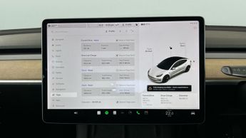 Tesla Model 3 (Dual Motor) Long Range 4WDE (346 ps) - LED - REVERSE CAM - NAV