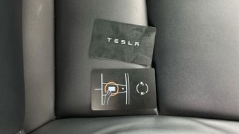 Tesla Model 3 (Dual Motor) Long Range 4WDE (346 ps) - LED - REVERSE CAM - NAV