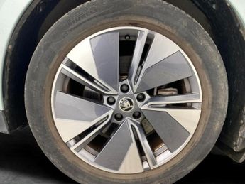 Skoda Enyaq 62kWh 60 (179 ps) - WIFI - BLUETOOTH - CRUISE