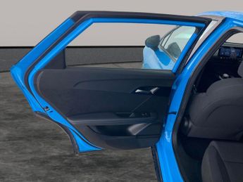 MG Mg4 64kWh SE Long Range (203 ps) - SPEED LIMIT RECOG - 17IN ALLOYS