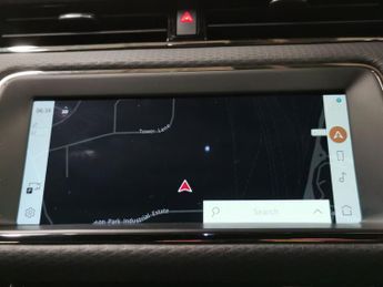 Land Rover Range Rover Evoque 1.5 P300e 12.2kWh R-Dynamic S Plug-in 4WD (309 ps) - REVERSE CAM