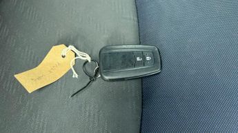 Toyota C-HR 1.8 VVT-h Dynamic CVT (122 ps) - HEATED SEATS - LANE DEPARTURE A