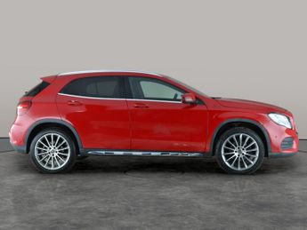 Mercedes-Benz GLA 1.6 GLA180 AMG Line Edition 7G-DCT (122 ps) - KEYLESS-GO - BLUET