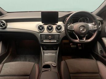 Mercedes-Benz GLA 1.6 GLA180 AMG Line Edition 7G-DCT (122 ps) - KEYLESS-GO - BLUET