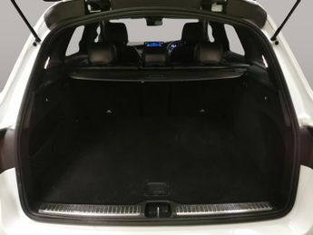 Mercedes-Benz GLC 2.0 GLC300d AMG Line (Premium) G-Tronic+ 4MATIC (245 ps) - HEATE