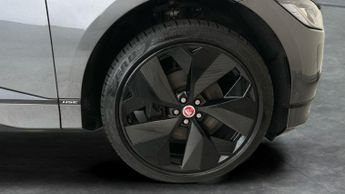 Jaguar I-PACE 400 90kWh First Edition 4WD (400 ps) - LED - MERIDIAN AUDIO - RE