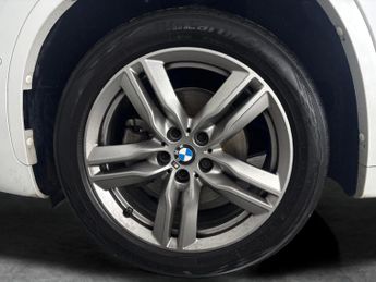 BMW X1 1.5 18i M Sport DCT sDrive (136 ps) - CARPLAY - PARK ASSIST - LE