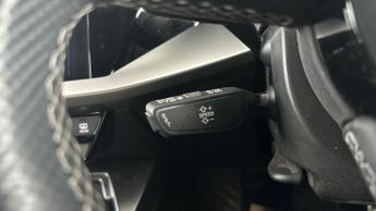 Audi A3 1.0 TFSI 30 S line S Tronic (110 ps) - CRUISE - DRIVING MODES