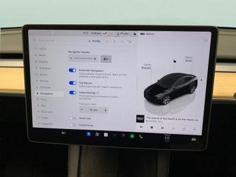 Tesla Model Y (Dual Motor) Long Range 4WDE (384 bhp) - HEATED STEERING