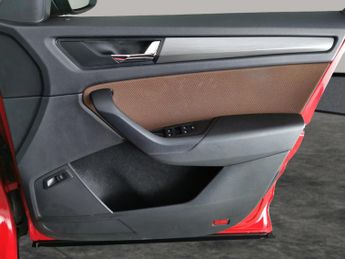 Skoda Kodiaq 1.5 TSI ACT SE DSG (5 Seat) (150 ps) - REVERSE CAM - NAV - WIFI