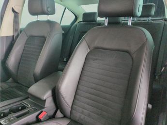 Volkswagen Passat 2.0 TDI GT DSG (190 ps) - CARPLAY - LED - HEATED SEATS