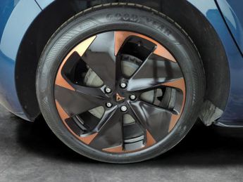 Cupra Born e-Boost 77kWh V2 (4 Seat) (230 ps) - REVERSE CAM - HEATED SEATS 