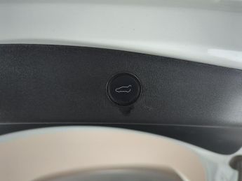 Tesla Model 3 (Dual Motor) Long Range 4WDE (346 ps) - PARK ASSIST - LED - REVE