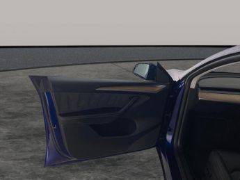 Tesla Model Y (Dual Motor) Long Range 4WDE (384 bhp) - HEATED STEERING