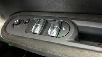 Mini Countryman 1.5 10kWh Cooper SE Exclusive Plug-in ALL4 (222 ps) - CRUISE