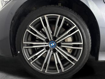 BMW 3 Series 2.0 330e 12kWh M Sport Touring Plug-in xDrive (292 ps) - HEATED 