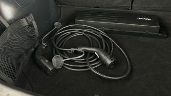 Nissan Leaf 39kWh Tekna (150 ps) - BLIND SPOT ASSIST - INTELLIGENT LANE INTE