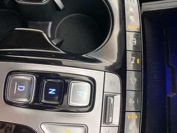 Hyundai Tucson 1.6 h T-GDi 13.8kWh Ultimate Plug-in 4WD (265 ps) - NAV - HEATED