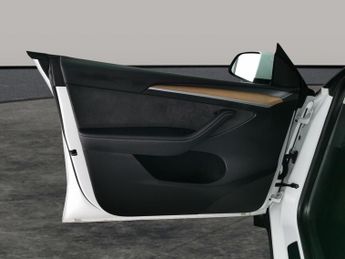 Tesla Model Y SUV RWD (346 ps) - HEATED LEATHER - HEATED STEERING - BLIND SPOT