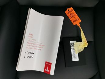 Tesla Model Y SUV RWD (346 ps) - HEATED LEATHER - HEATED STEERING - BLIND SPOT