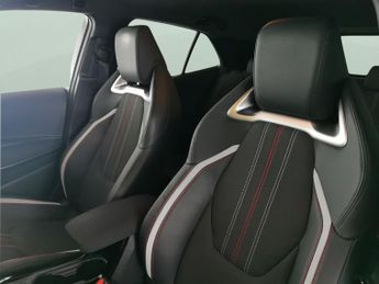 Toyota Corolla 2.0 VVT-h GR SPORT CVT (196 ps) - LED - REVERSE CAM - NAV