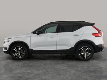 Volvo XC40 2.0 B4 MHEV R-Design (197 ps) - CLIMATE CONTROL - DAB