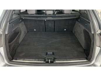 Mercedes-Benz GLC 2.1 GLC250d AMG Line (Premium) G-Tronic 4MATIC (204 ps) - REVERS