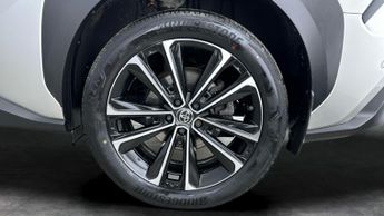 Toyota Bz4x 71.4kWh Vision AWD (11kW OBC) (218 ps) - HEATED SEATS - HEATED S