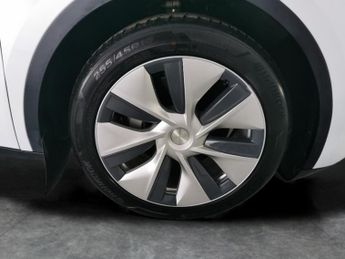 Tesla Model Y SUV RWD (346 ps) - HEATED LEATHER - HEATED STEERING - BLIND SPOT