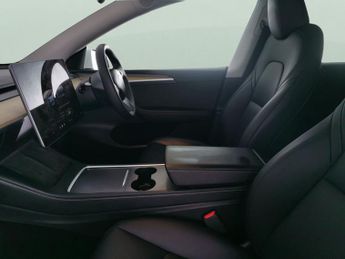 Tesla Model Y SUV RWD (346 ps) - HEATED LEATHER - HEATED STEERING - BLIND SPOT