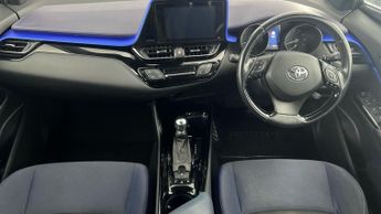 Toyota C-HR 1.8 VVT-h Dynamic CVT (122 ps) - HEATED SEATS - LANE DEPARTURE A