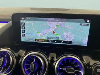 Mercedes-Benz EQA EQA 350 66.5kWh AMG Line 4MATIC (292 ps) - ADAPTIVE LIGHTS - HEA