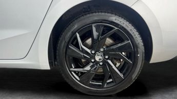 Vauxhall Astra 1.6 12.4kWh GS Plug-in (180 ps) - HEATED SEATS - NAV - HEATED ST