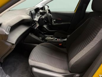 Peugeot E-208 50kWh Active Premium + (7kW Charger) (136 ps) - CRUISE - SPEED L