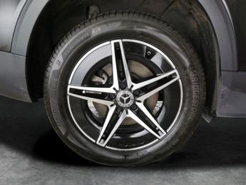 Mercedes-Benz EQB EQB 350 66.5kWh AMG Line 4MATIC (292 ps) - NAV - ALCANTARA - MIR