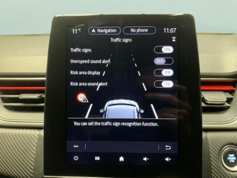 Renault Captur 1.6 E-TECH 9.8kWh RS Line Plug-in (160 ps) - BLUETOOTH - CRUISE