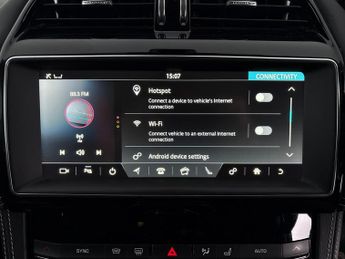 Jaguar F-PACE 2.0 D240 R-Sport AWD (240 ps) - REVERSE CAM - MERIDIAN AUDIO - N