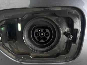 BMW 3 Series 2.0 330e 12kWh M Sport Touring Plug-in xDrive (292 ps) - HEATED 