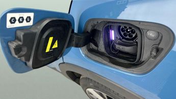 Volvo C40 Twin Recharge 78kWh Pro AWD (408 ps) - PARK ASSIST - LED - NAV