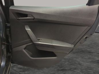 Seat Ibiza 1.0 TSI XCELLENCE Lux DSG (110 ps) - REVERSE CAM - NAV - ALCANTA