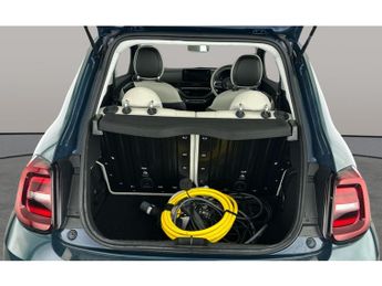 Fiat 500e 42kWh La Prima (118 ps) - SPEED LIMIT RECOG - AIR CON - KEYLESS 