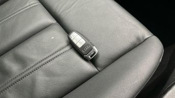 Audi A3 1.4 TFSIe 40 Sport Sportback Plug-in S Tronic 13kWh (204 ps) - D