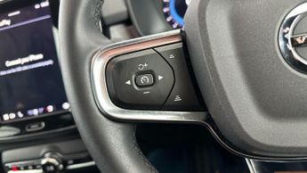 Volvo XC40 Recharge 69kWh Ultimate (231 ps) - SURROUND VIEW - PARK ASSIST -