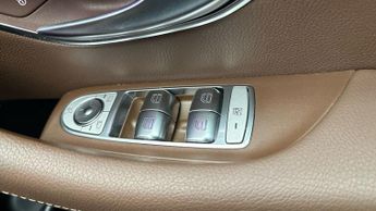 Mercedes-Benz E Class 2.0 E300de 13.5kWh AMG Line Plug-in G-Tronic+ (306 ps) - NAV