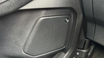 Ford Kuga 2.5 EcoBoost Duratec 14.4kWh ST-Line X Plug-in CVT (225 ps) - LA