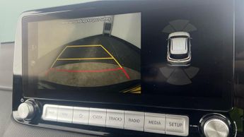 Hyundai Kona 39kWh Premium (10.5kW Charger) (136 ps) - HEATED SEATS - HEATED 